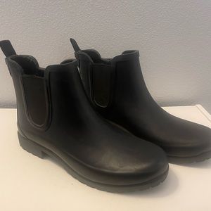 Size 9 Black Ankle Rain Boots